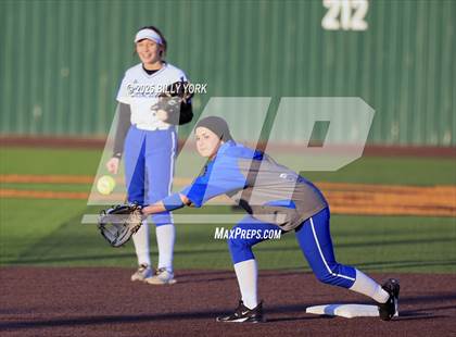 Thumbnail 3 in Slocum vs Longview photogallery.