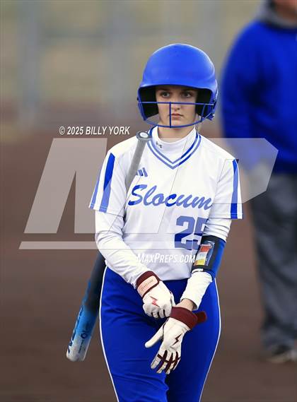 Thumbnail 2 in Slocum vs Longview photogallery.