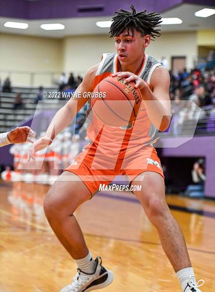 Thumbnail 1 in Mineola @ Jefferson (3A Region 2 Area Playoff) photogallery.
