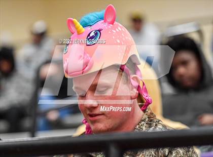 Thumbnail 3 in Mineola @ Jefferson (3A Region 2 Area Playoff) photogallery.