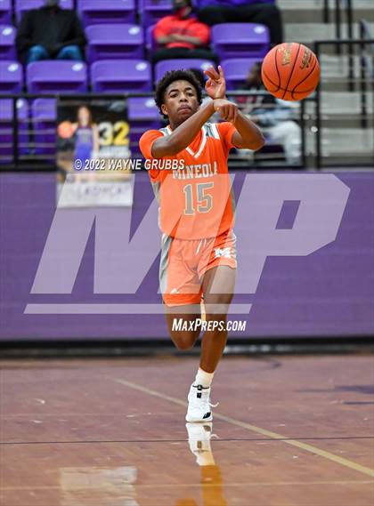 Thumbnail 3 in Mineola @ Jefferson (3A Region 2 Area Playoff) photogallery.