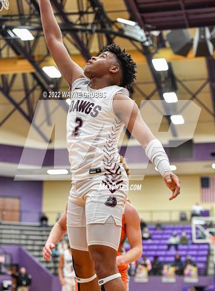Thumbnail 1 in Mineola @ Jefferson (3A Region 2 Area Playoff) photogallery.