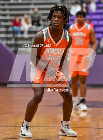 Thumbnail 3 in Mineola @ Jefferson (3A Region 2 Area Playoff) photogallery.