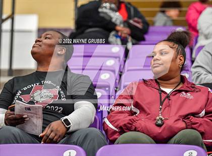 Thumbnail 3 in Mineola @ Jefferson (3A Region 2 Area Playoff) photogallery.