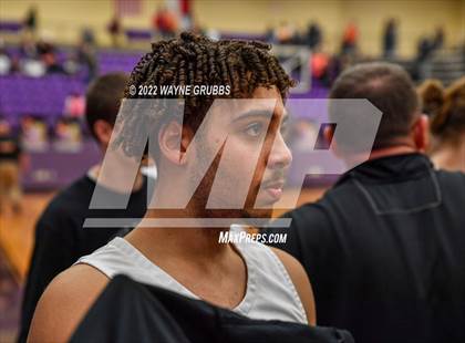 Thumbnail 3 in Mineola @ Jefferson (3A Region 2 Area Playoff) photogallery.