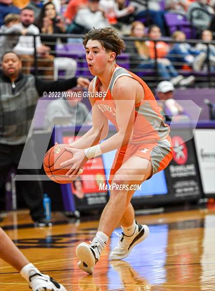 Thumbnail 3 in Mineola @ Jefferson (3A Region 2 Area Playoff) photogallery.