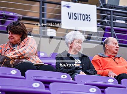 Thumbnail 2 in Mineola @ Jefferson (3A Region 2 Area Playoff) photogallery.