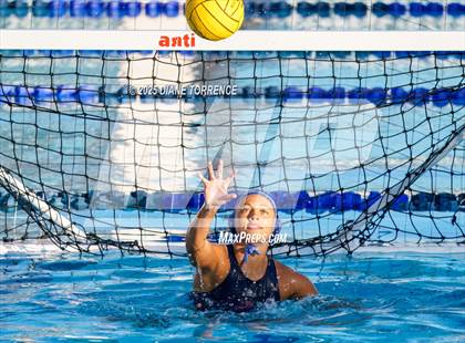 Thumbnail 1 in Marina @ Corona del Mar photogallery.