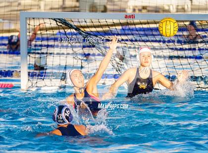 Thumbnail 1 in Marina @ Corona del Mar photogallery.