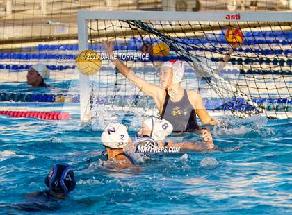 Thumbnail 1 in Marina @ Corona del Mar photogallery.