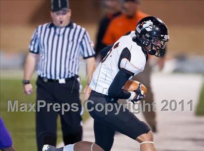 Thumbnail 2 in Wylie vs. Burkburnett (3A Division 1 Region 1 Bi-District) photogallery.