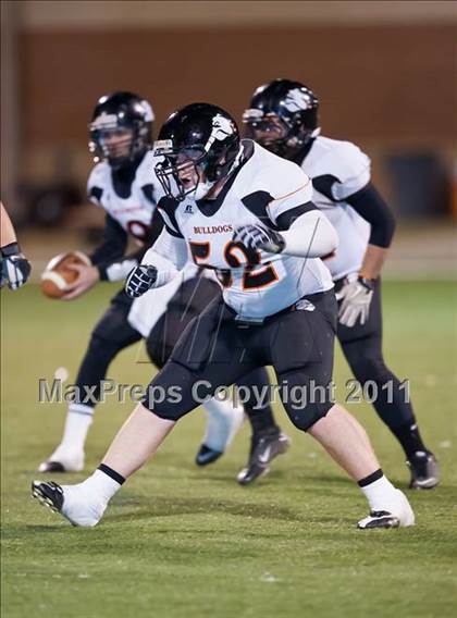 Thumbnail 1 in Wylie vs. Burkburnett (3A Division 1 Region 1 Bi-District) photogallery.