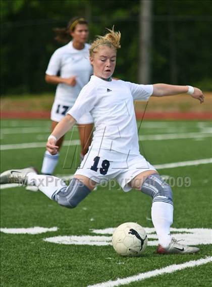 Thumbnail 2 in Wesleyan vs. Fellowship Christian (Playoffs) photogallery.