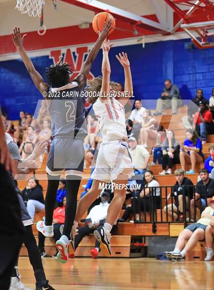 Thumbnail 1 in Kinston @ West Carteret photogallery.