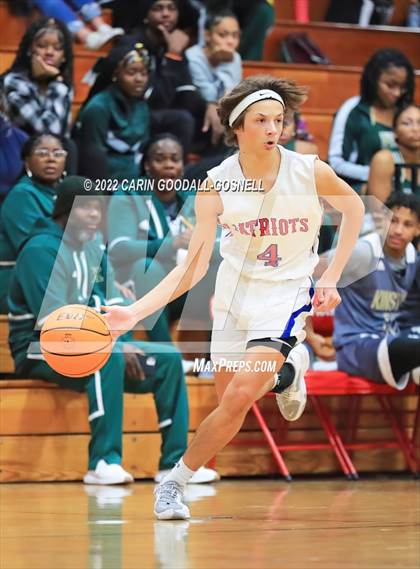 Thumbnail 2 in Kinston @ West Carteret photogallery.