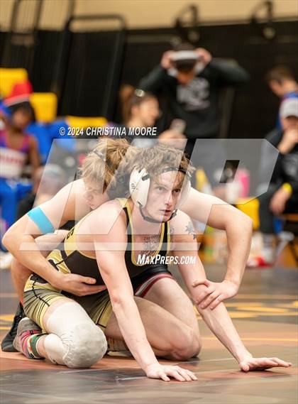 Thumbnail 1 in Commando Crush Invitational photogallery.