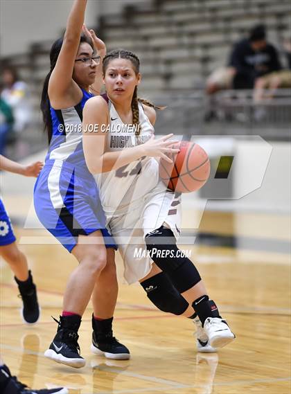 Thumbnail 1 in Lanier [Sidney] vs Highlands photogallery.