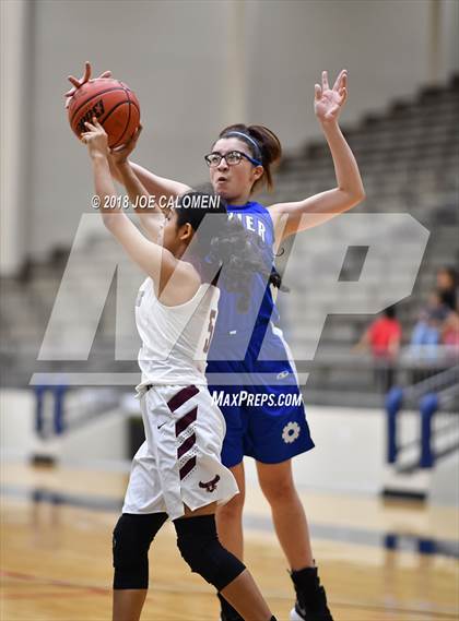 Thumbnail 1 in Lanier [Sidney] vs Highlands photogallery.