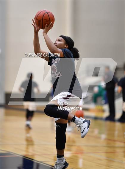 Thumbnail 1 in Lanier [Sidney] vs Highlands photogallery.