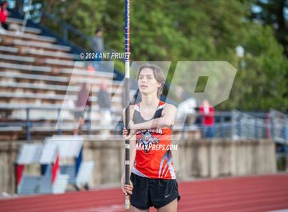 Thumbnail 2 in Santa Rosa Twilight Invitational photogallery.