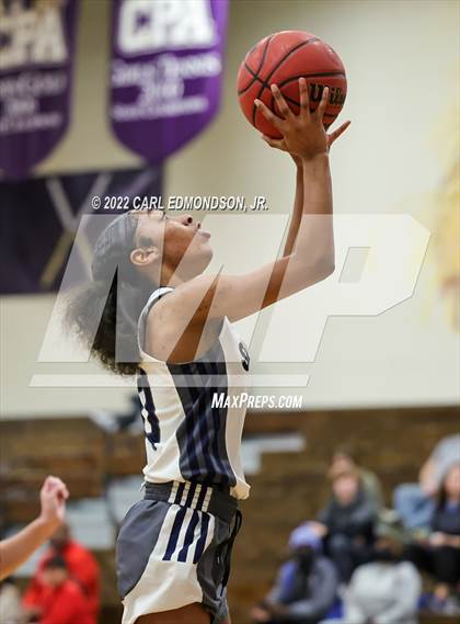 Thumbnail 1 in Siegel vs. Harding Academy photogallery.