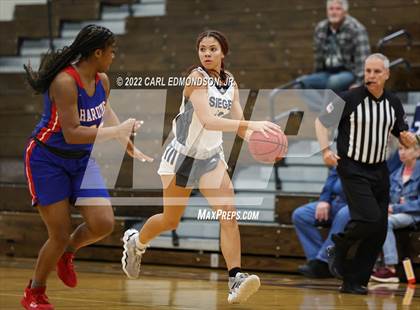 Thumbnail 2 in Siegel vs. Harding Academy photogallery.