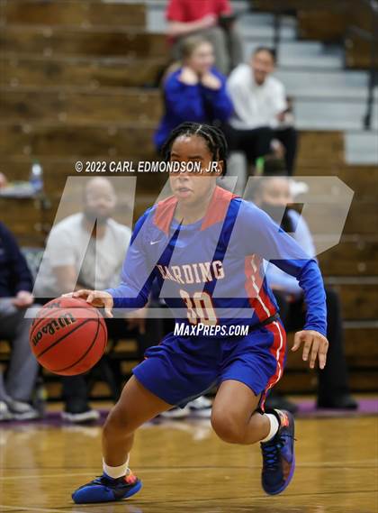 Thumbnail 2 in Siegel vs. Harding Academy photogallery.