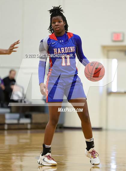 Thumbnail 1 in Siegel vs. Harding Academy photogallery.