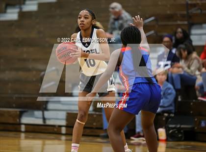 Thumbnail 3 in Siegel vs. Harding Academy photogallery.
