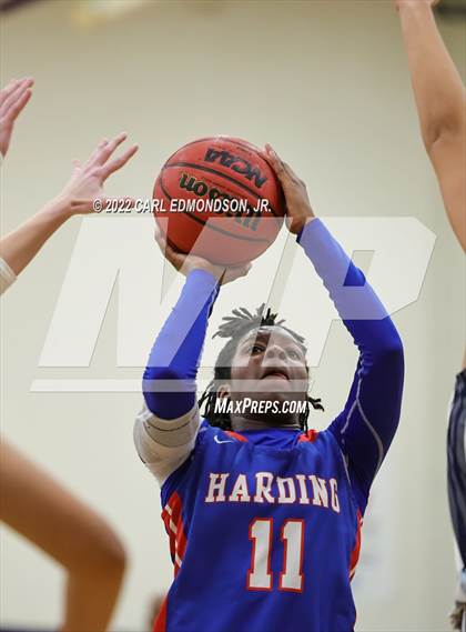 Thumbnail 3 in Siegel vs. Harding Academy photogallery.