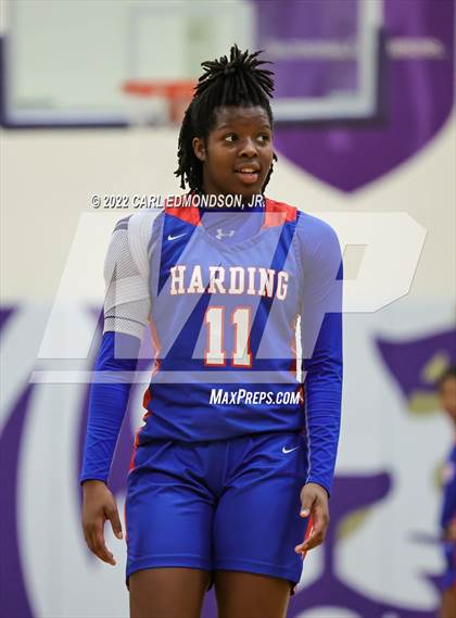 Thumbnail 3 in Siegel vs. Harding Academy photogallery.
