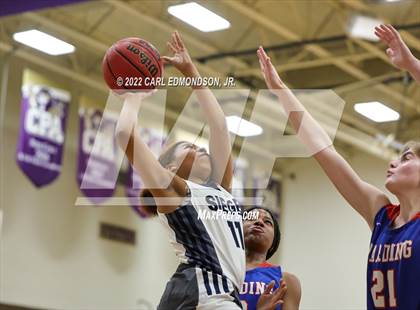 Thumbnail 2 in Siegel vs. Harding Academy photogallery.