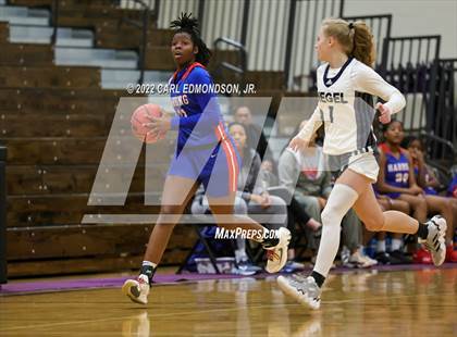 Thumbnail 3 in Siegel vs. Harding Academy photogallery.