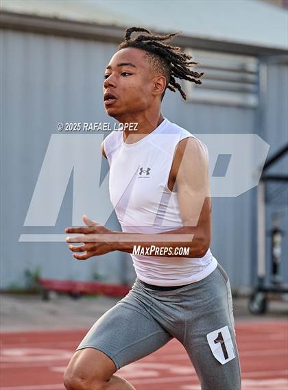Thumbnail 2 in Eagle No Tax Relays (100M) photogallery.
