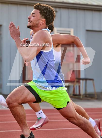 Thumbnail 2 in Eagle No Tax Relays (100M) photogallery.