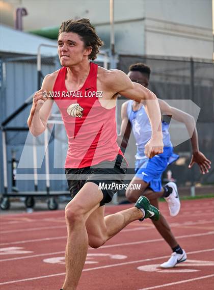Thumbnail 3 in Eagle No Tax Relays (100M) photogallery.