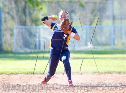Thumbnail 3 in Brookfield vs Masuk (SWC Semifinal) photogallery.