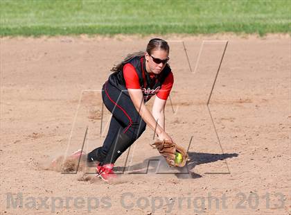 Thumbnail 3 in Brookfield vs Masuk (SWC Semifinal) photogallery.