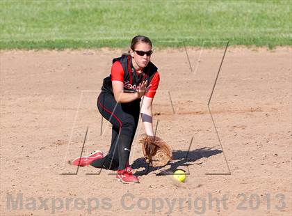 Thumbnail 2 in Brookfield vs Masuk (SWC Semifinal) photogallery.