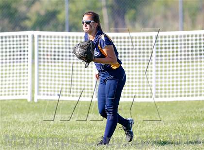 Thumbnail 2 in Brookfield vs Masuk (SWC Semifinal) photogallery.