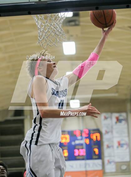 Thumbnail 2 in Rio Mesa @ Camarillo photogallery.