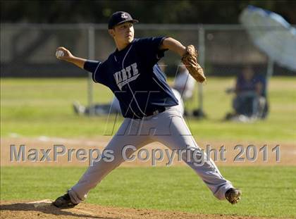 Thumbnail 3 in SGV vs SFV Underclassman All-Star Game photogallery.
