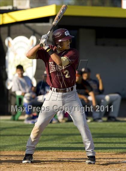Thumbnail 1 in SGV vs SFV Underclassman All-Star Game photogallery.