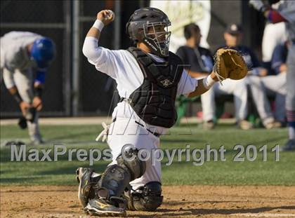 Thumbnail 2 in SGV vs SFV Underclassman All-Star Game photogallery.