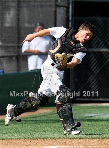 Thumbnail 3 in SGV vs SFV Underclassman All-Star Game photogallery.