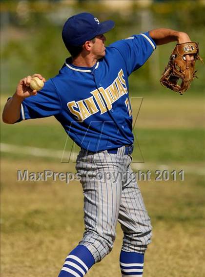 Thumbnail 1 in SGV vs SFV Underclassman All-Star Game photogallery.