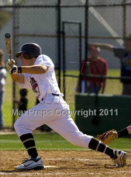 Thumbnail 1 in SGV vs SFV Underclassman All-Star Game photogallery.