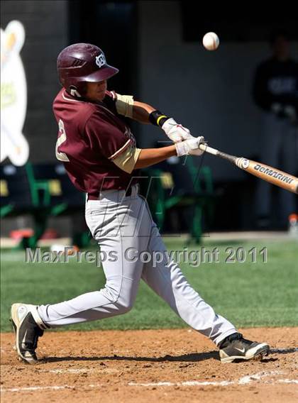 Thumbnail 1 in SGV vs SFV Underclassman All-Star Game photogallery.