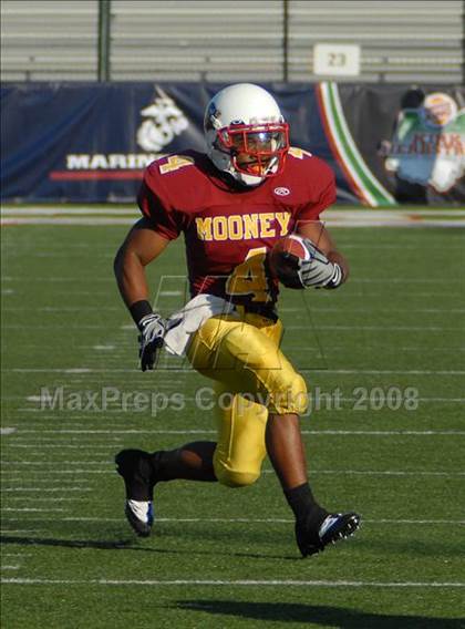 Thumbnail 2 in Covington Catholic vs. Cardinal Mooney (Kirk Herbstreit Varsity Football Series) photogallery.
