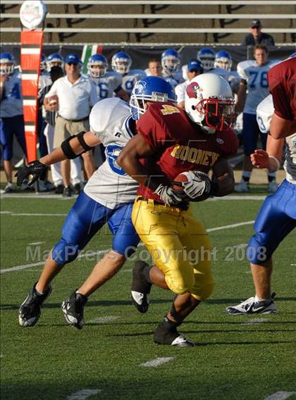 Thumbnail 1 in Covington Catholic vs. Cardinal Mooney (Kirk Herbstreit Varsity Football Series) photogallery.